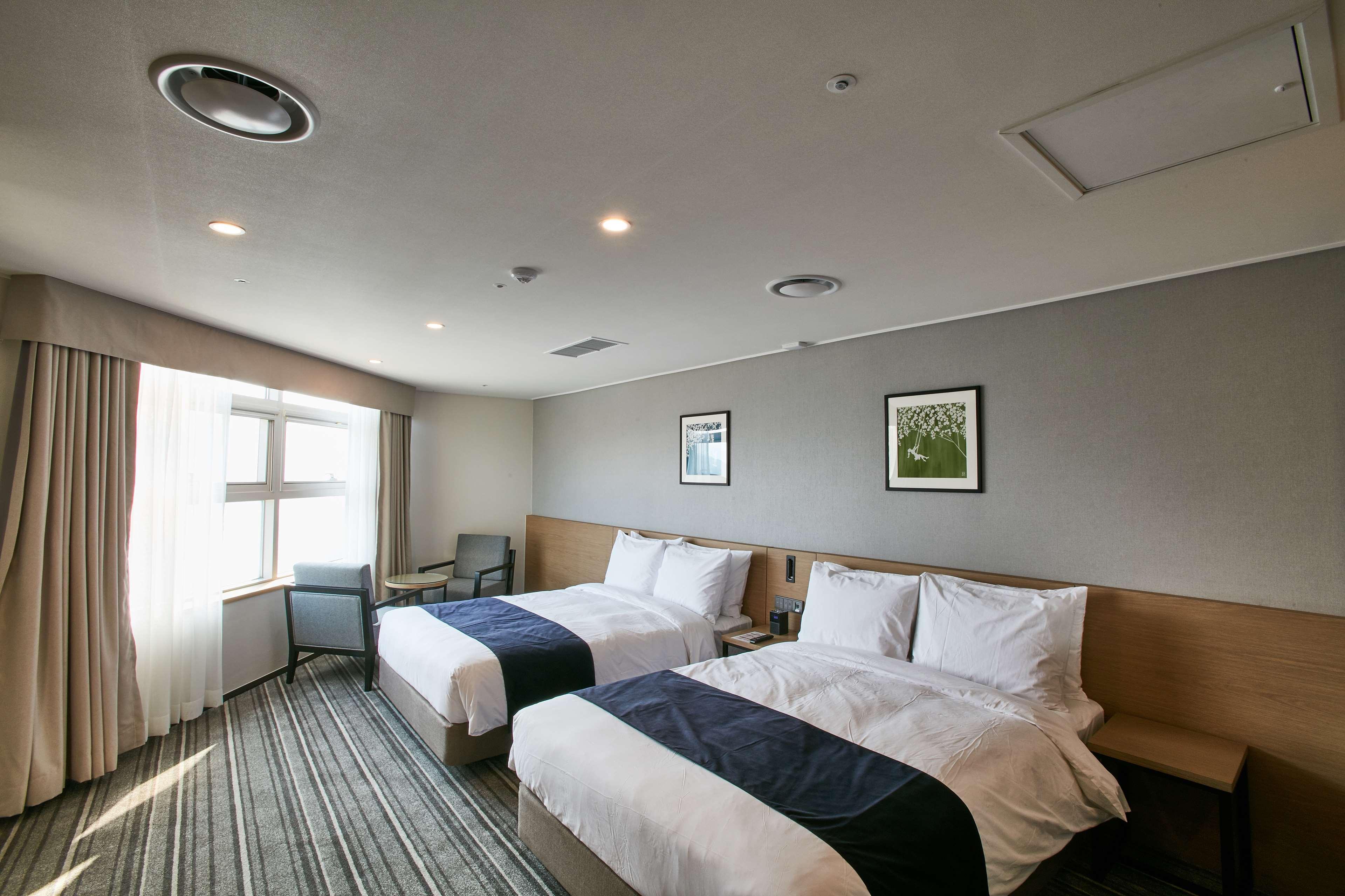 Best Western Plus Elmendorf Hotel San Antonio Hotel Zewnętrze zdjęcie