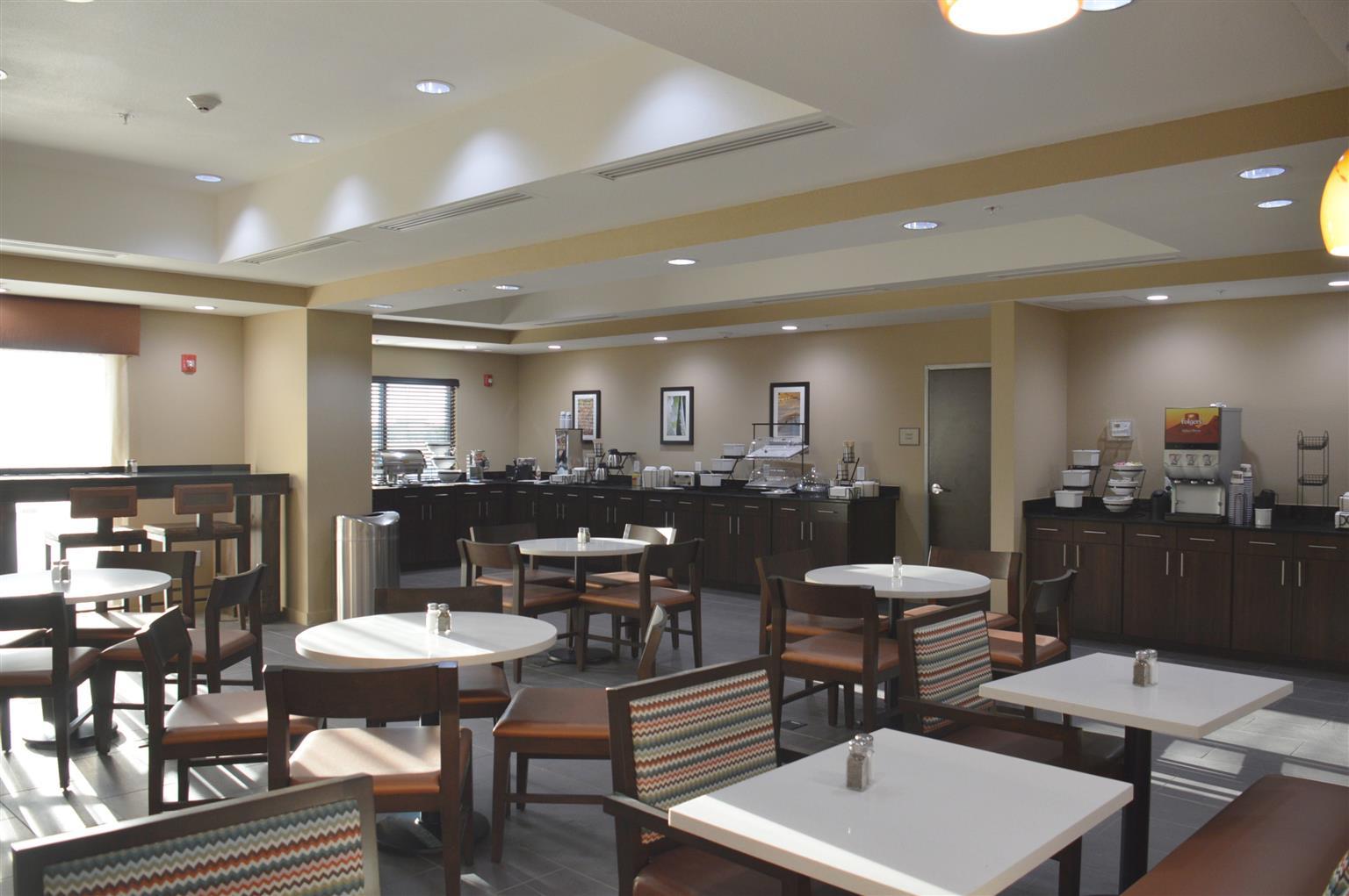 Best Western Plus Elmendorf Hotel San Antonio Hotel Zewnętrze zdjęcie